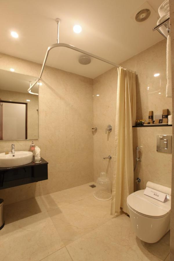 Hotel Prince Kaladi Экстерьер фото